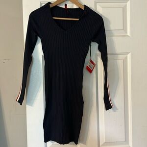 Juniors Bodycon long sleeve navy dress NWT